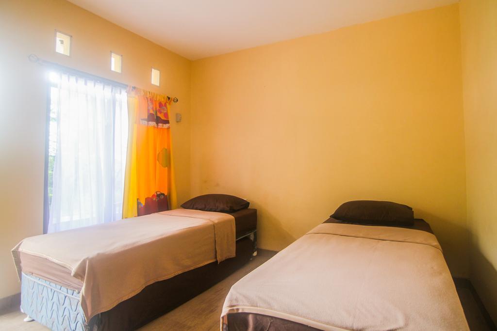 Hotel Cemerlang Baturraden Pokój zdjęcie