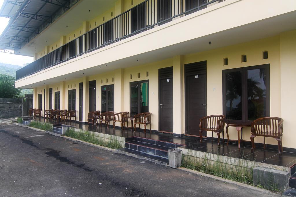 Hotel Cemerlang Baturraden Pokój zdjęcie